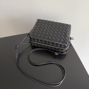 Bolsa Bottega Veneta Loop Camera Bag 22x15x8cm (cinco cores)