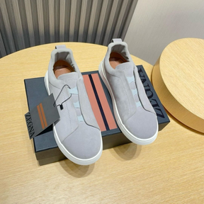 Zegna Triple Stitch em Camurça Cinza
