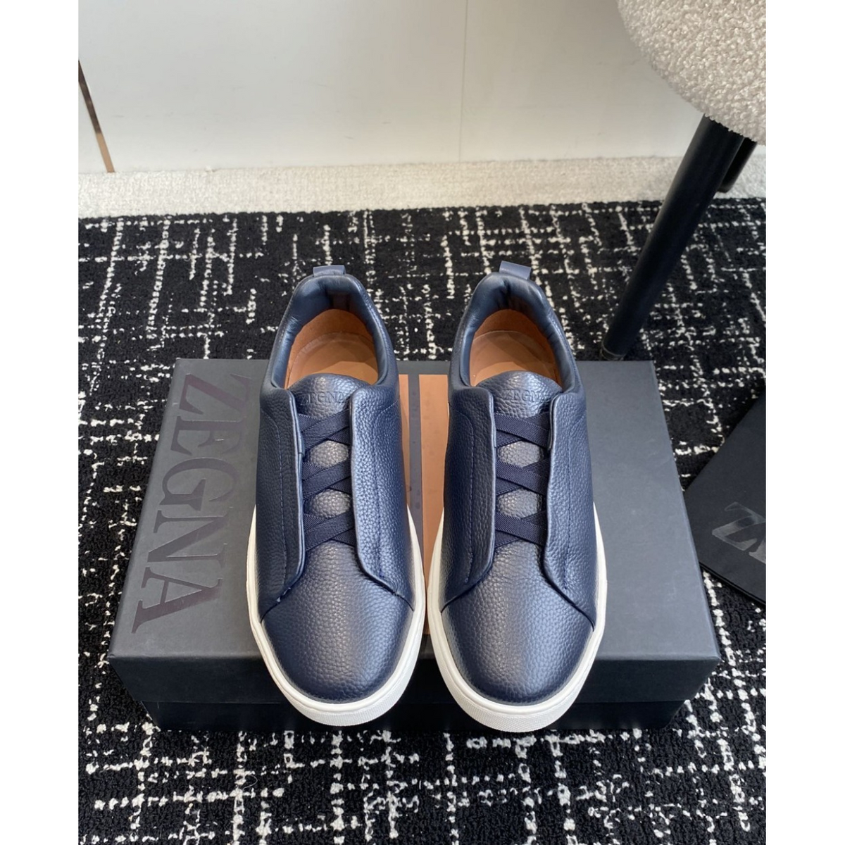 Zegna Triple Stitch em Couro Granulado Azul Marinho