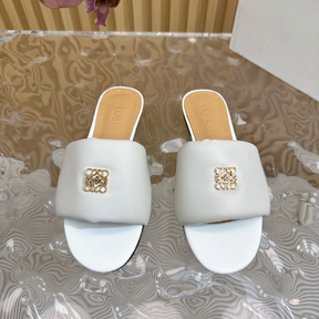 Sandália Loewe Anagram Padded Branco
