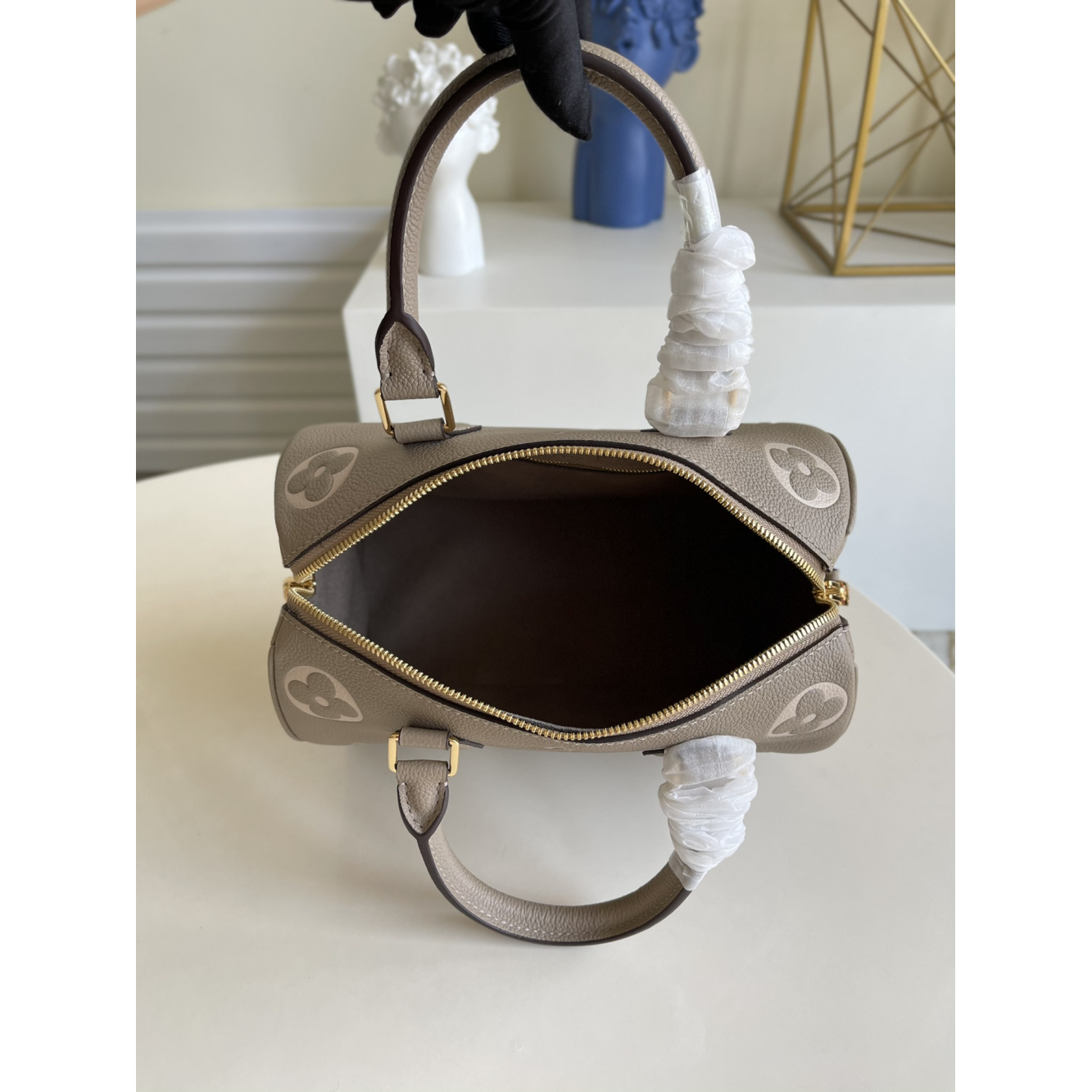 Bolsa Louis Vuitton LV Speedy Bandoulière Couro Monogram Empreinte Bicolor 25 23.5x17.5x11.5cm (duas cores)