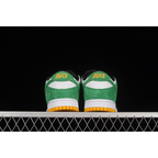 SB DUNK LOW RETRO SE GREEN