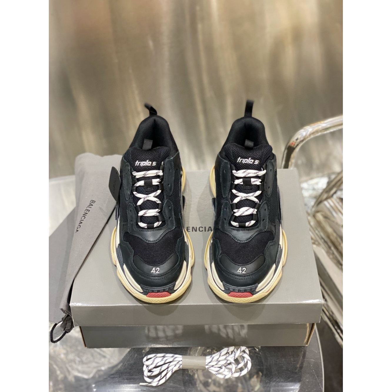 Balenciaga Triple S Preto/vermelho/Branco