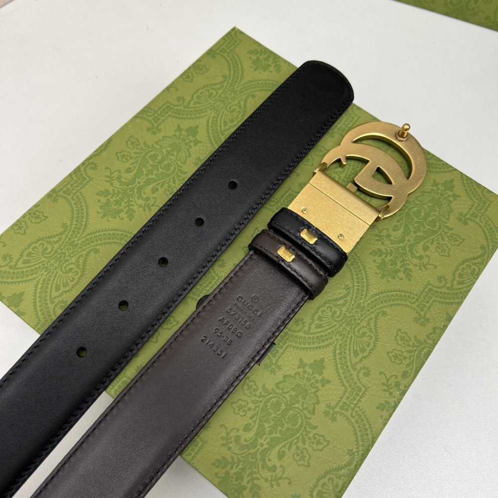 Cinto Gucci GG Dupla Face Preto/Marrom 3.7cm