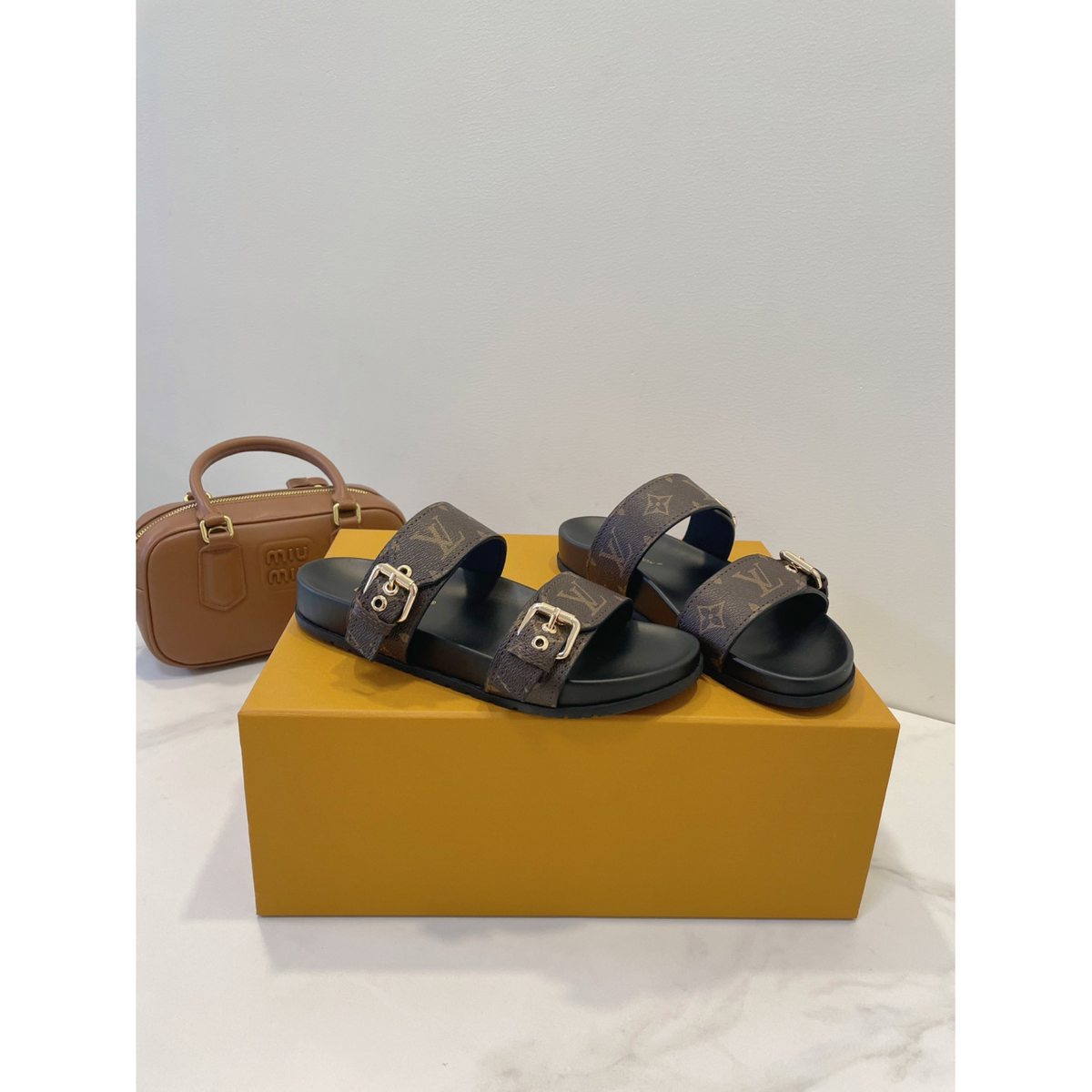 Sandália Louis Vuitton Mule Bom dia Monogram Marrom