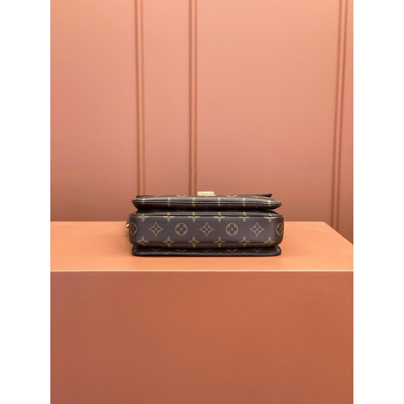 Bolsa Louis Vuitton Pochette Métis LV 25x19x7 cm (Monogram, Monogram Reverse)