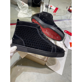 C. Louboutin Tênis Cano Alta Spikes