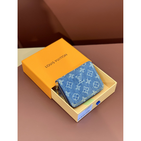 Carteira Louis Vuitton Lou Wallet Denim Blue 11x8.5x2CM