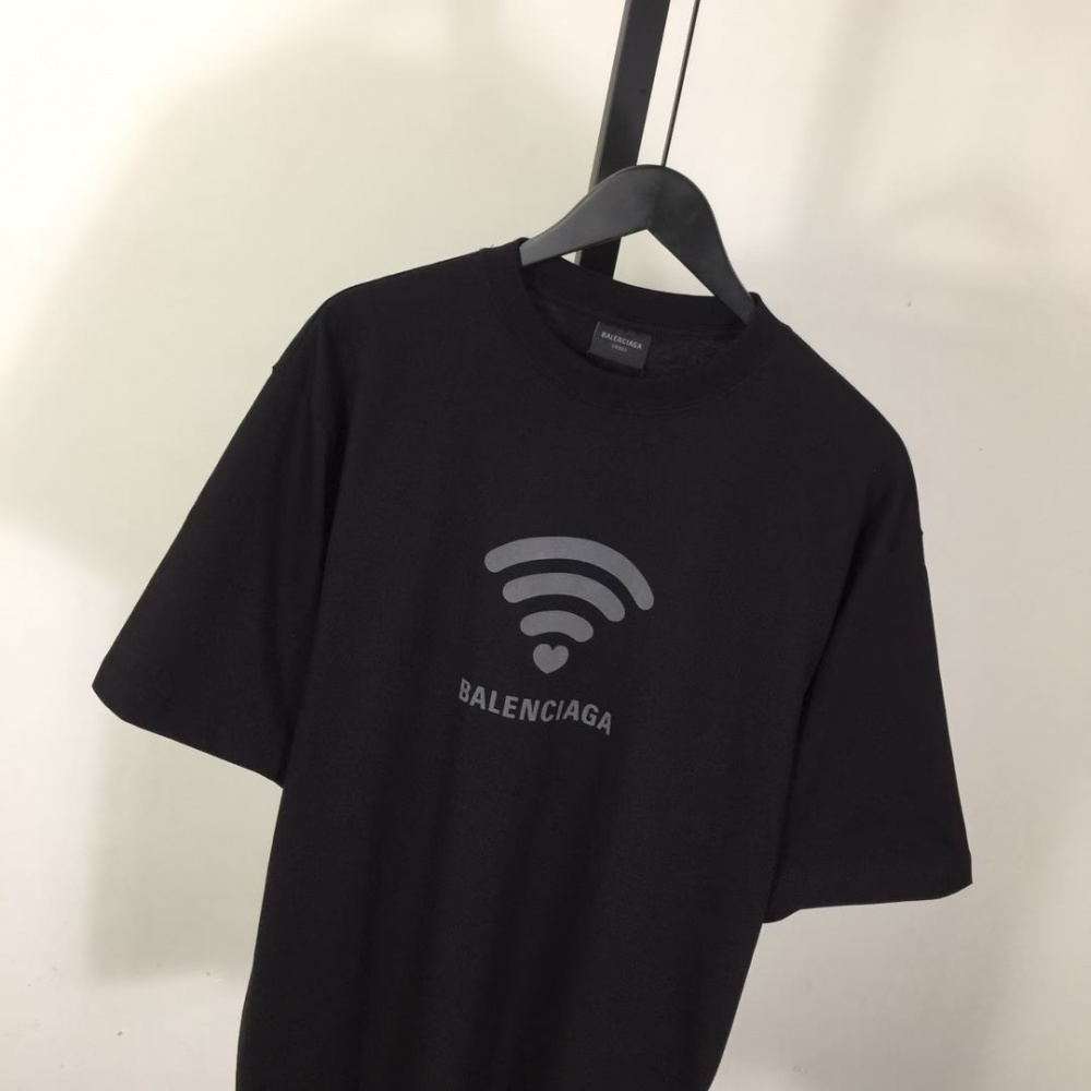 Camiseta de Algodão Balenciaga Lo_ve Fit Preta