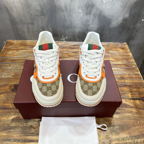 Gucci Sneaker Re-Web GG Canvas detalhe couro laranja fluorescente