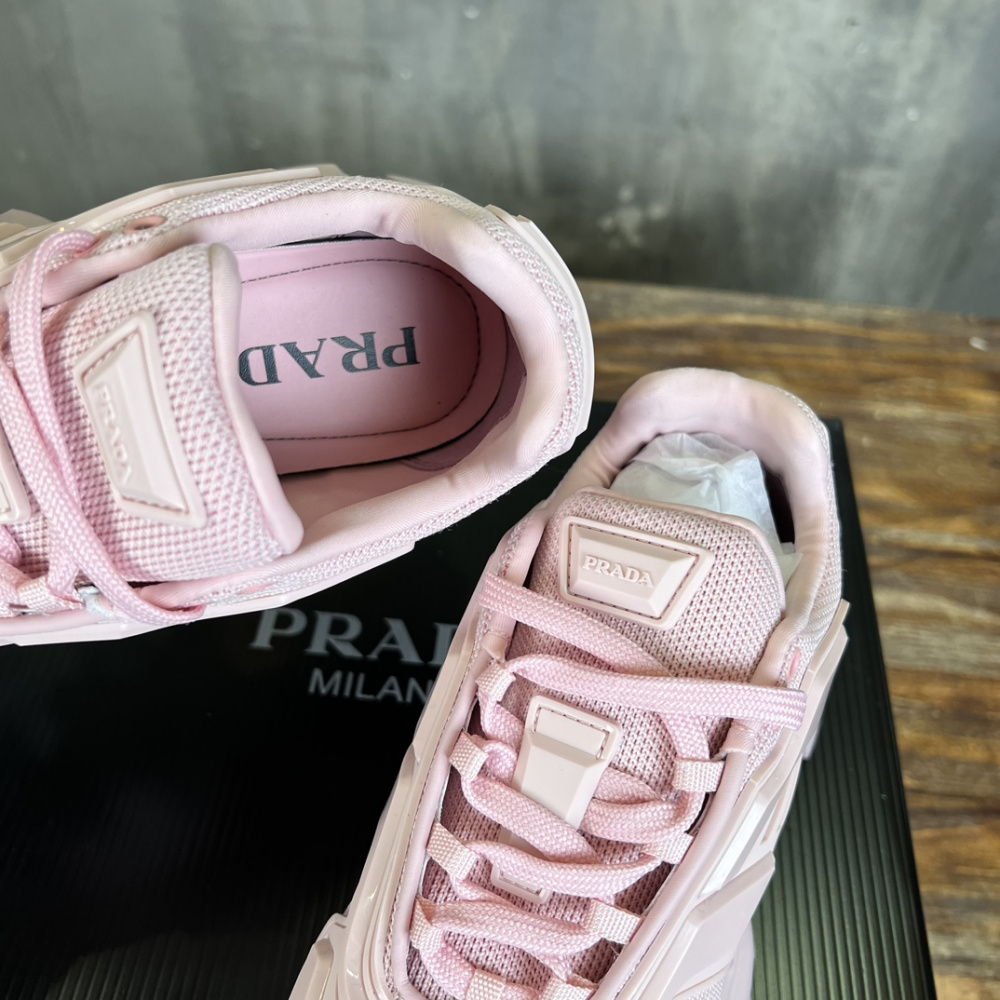 Prada Tênis Cloudbust Thunder Rosa