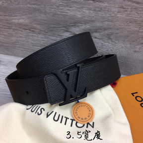 Cinto Louis Vuitton Initiales Preto 4.0cm