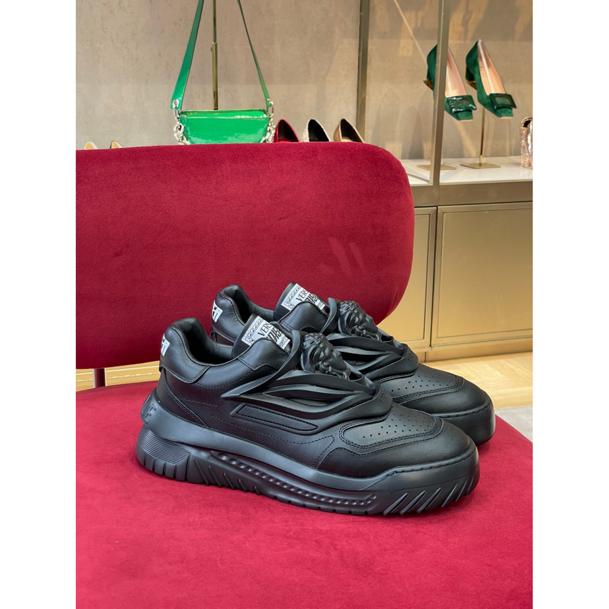 Tênis Versace Cano Baixo Odissea Preto