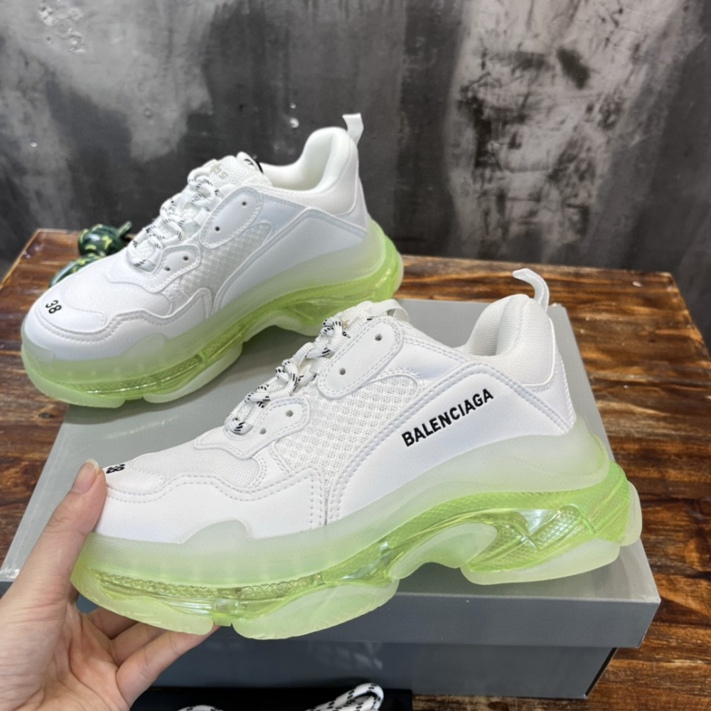 Balenciaga Triple S Branco c/ Verde