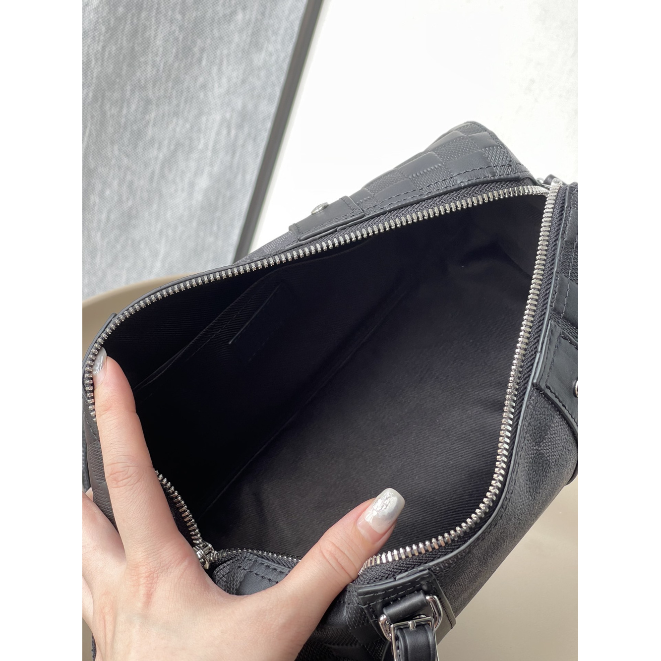 Bolsa Louis Vuitton LV Keepall City Damier 27x17x13CM