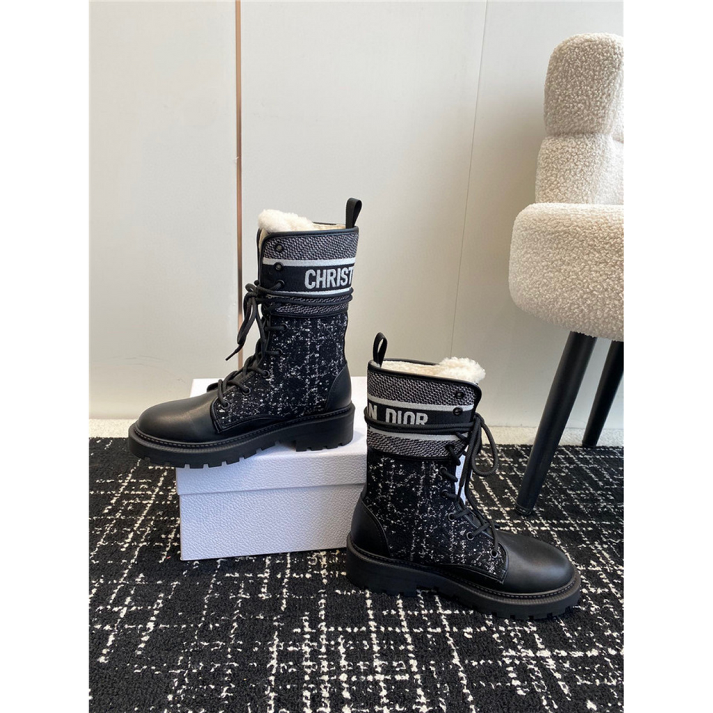 D-MAJOR ANKLE BOOT BLACK CALFSKIN WITH BLACK AND WHITE CANNAGE TWEED