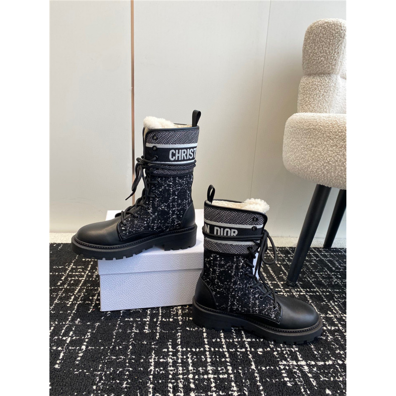 D-MAJOR ANKLE BOOT BLACK CALFSKIN WITH BLACK AND WHITE CANNAGE TWEED