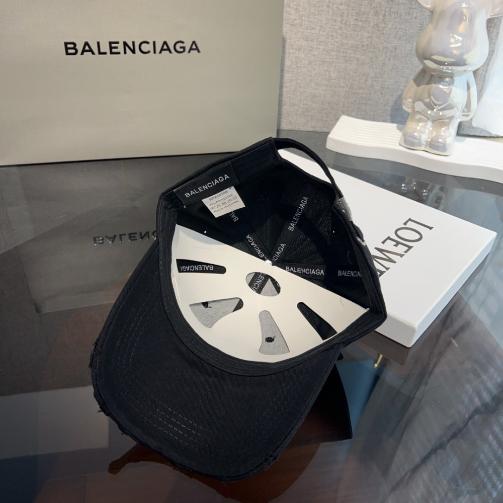 Boné Balenciaga em Tecido Algodão Preto