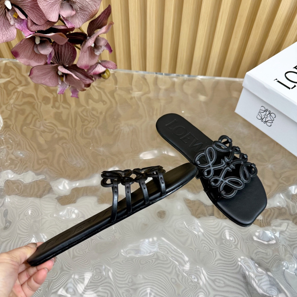 Sandália Loewe Slide Petal Anagram Preto