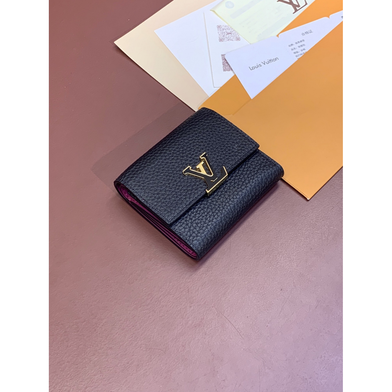 Carteira Louis Vuitton Capucines XS Taurillon 10x8x1.5CM