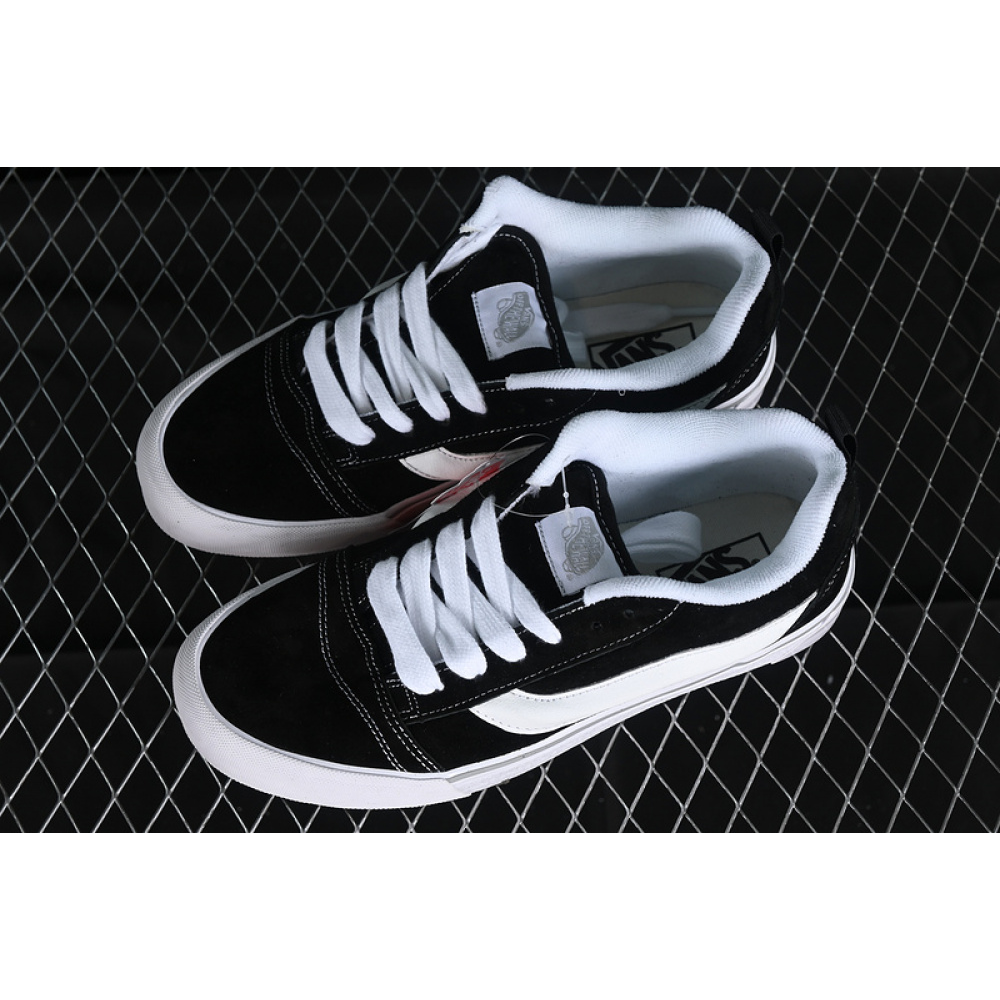 VANS CLASSICS KNU SKOOL WHITE/BLACK