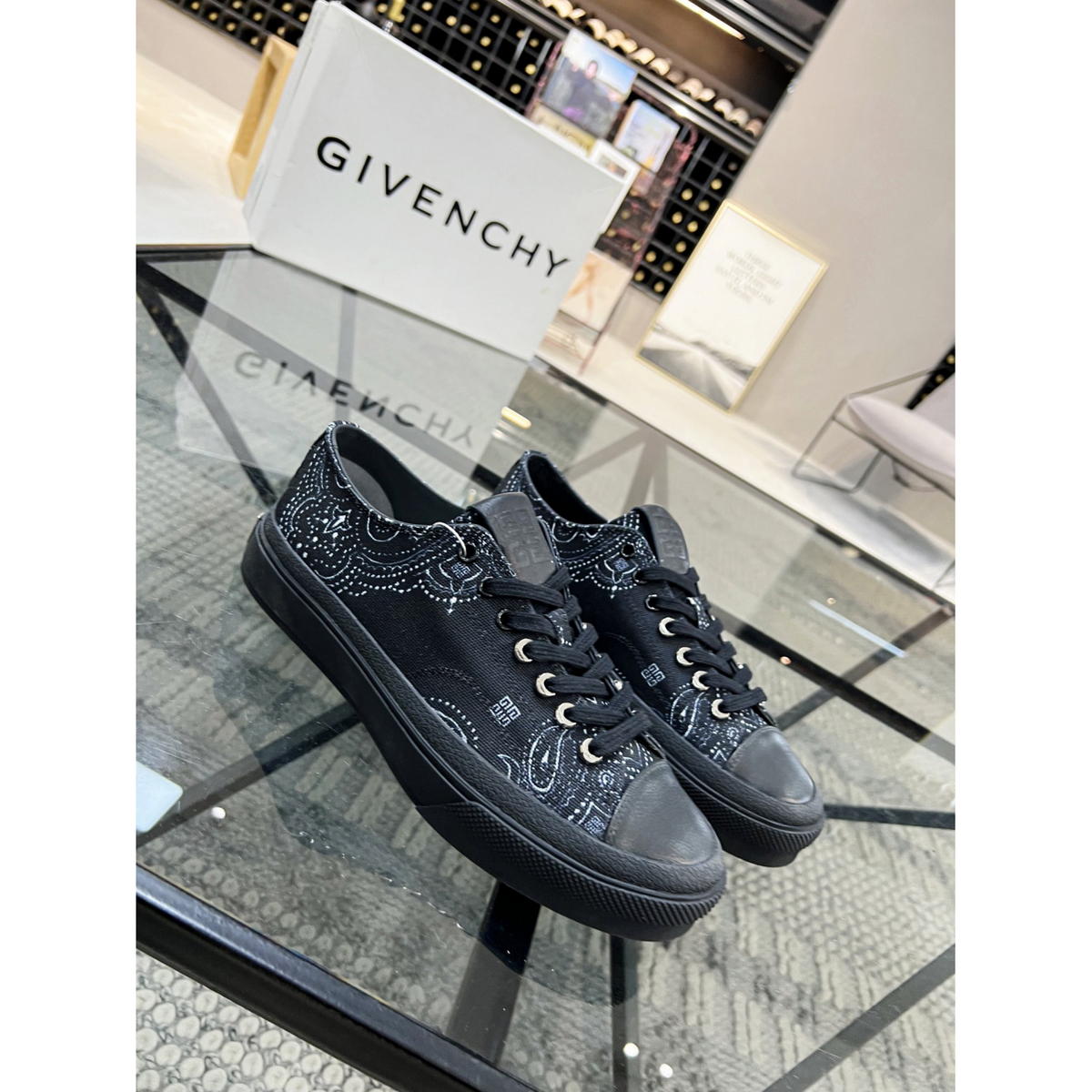 Tênis Givenchy Black