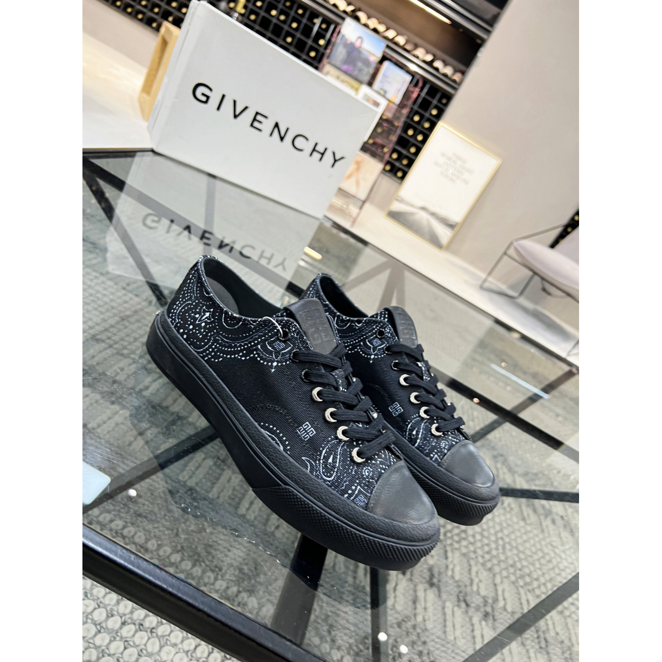 Tênis Givenchy Black