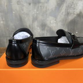 Louis Vuitton Loafer Major Couro Canvas Monogram Graphite