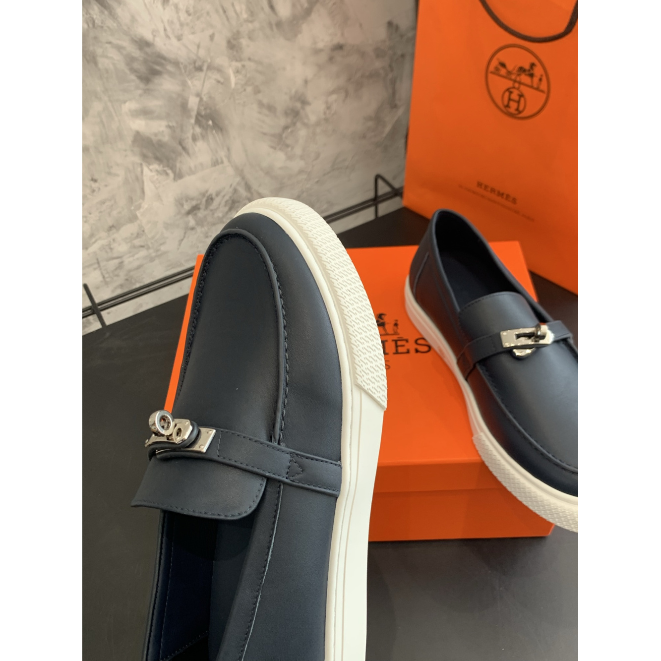 Tênis Hermès Slip-On Game em Couro Liso Preto