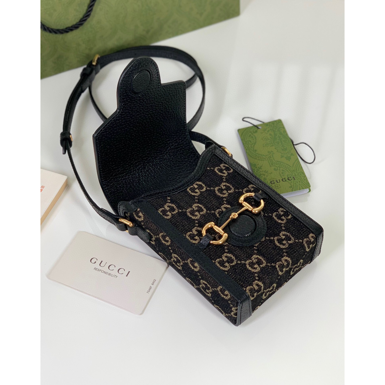 Bolsa Gucci Horsebit 1955 Mini Bag in GG Supreme 11.5x17x4CM (2 cores)