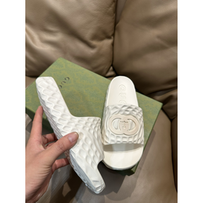 Chinelo Slide Gucci GG Interlocking Branco Sandália