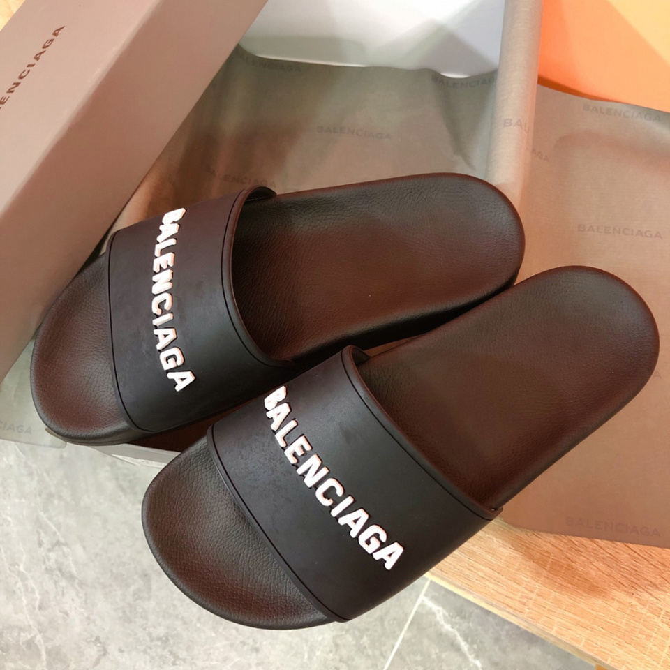 Chinelo/Sandália Balenciaga Preto