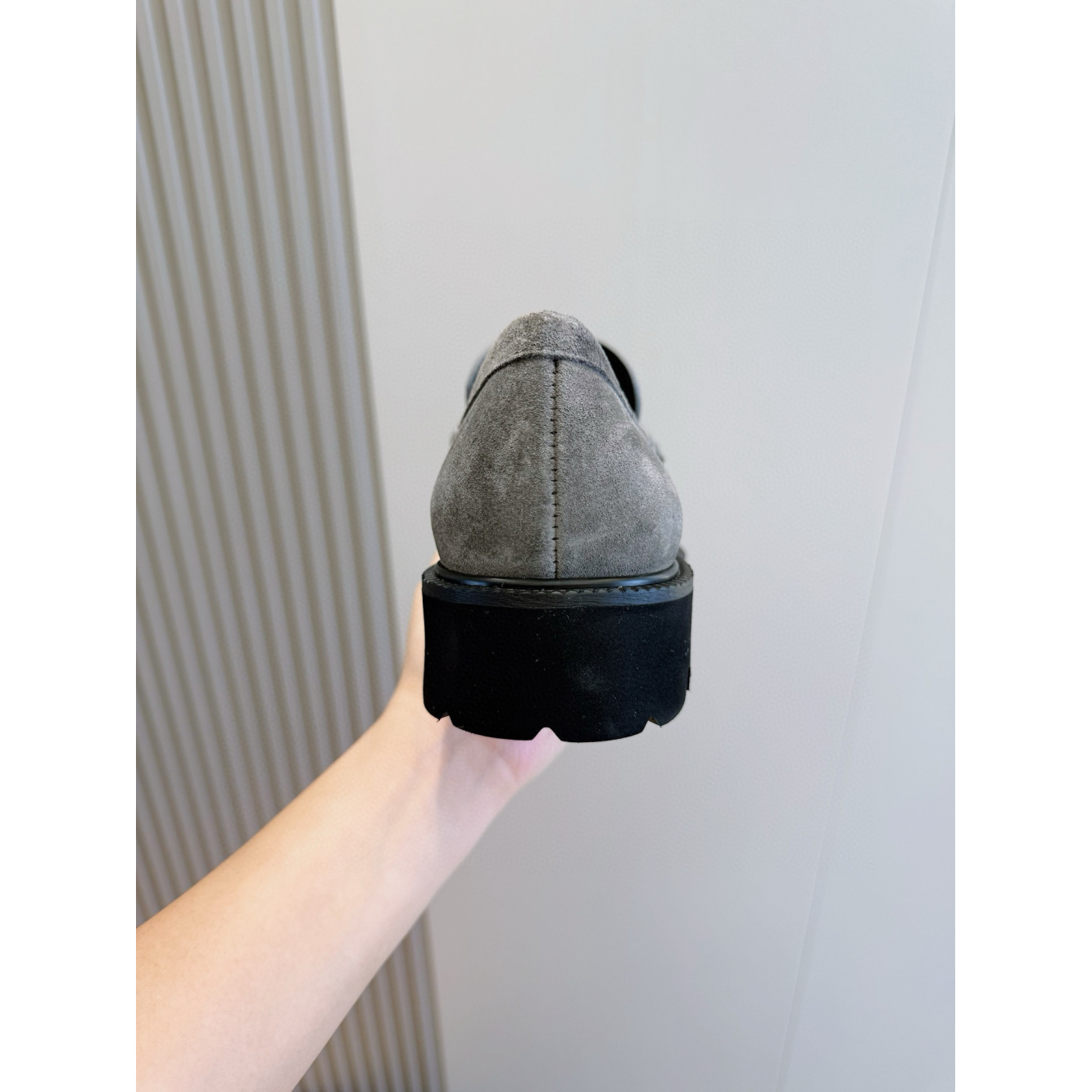Salvatore Ferragamo Mocassim em Camurça Cinza