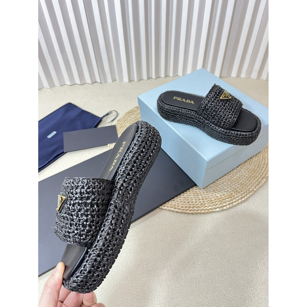 Sandália Prada FlatForm em crochê Preta