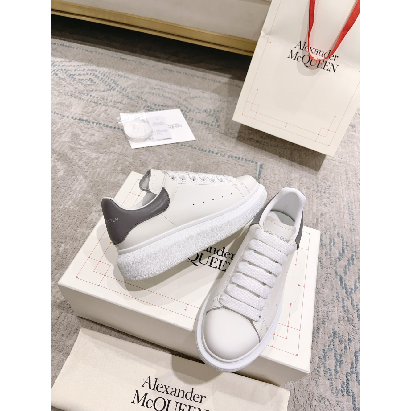Tênis Alexander Mcqueen White