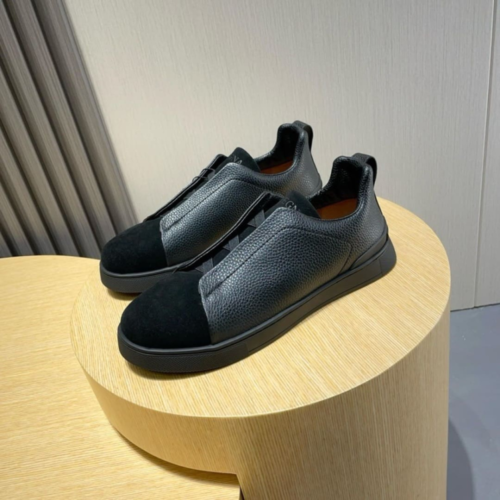 Zegna Triple Stitch em Camurça Preto