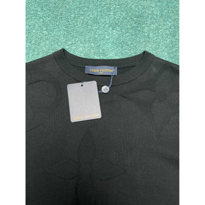 Camiseta de Algodão Louis Vuitton Monogram Macro Jersey com Efeito de Relevo