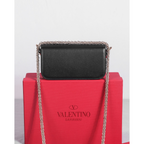 Bolsa Valentino Garavani Locò de Ombro em Pele de Bezerro Ferragem Prata 20x11x5cm