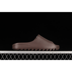 YEEZY SLIDES SOOT