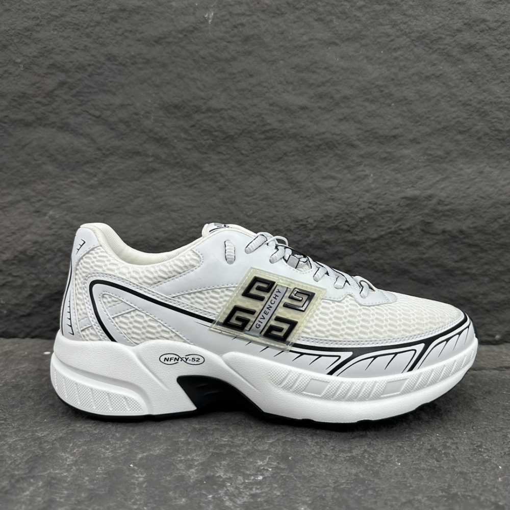 Tênis Givenchy NFNTY-52 de Couro Branco
