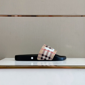 Burberry Slide/Chinelo