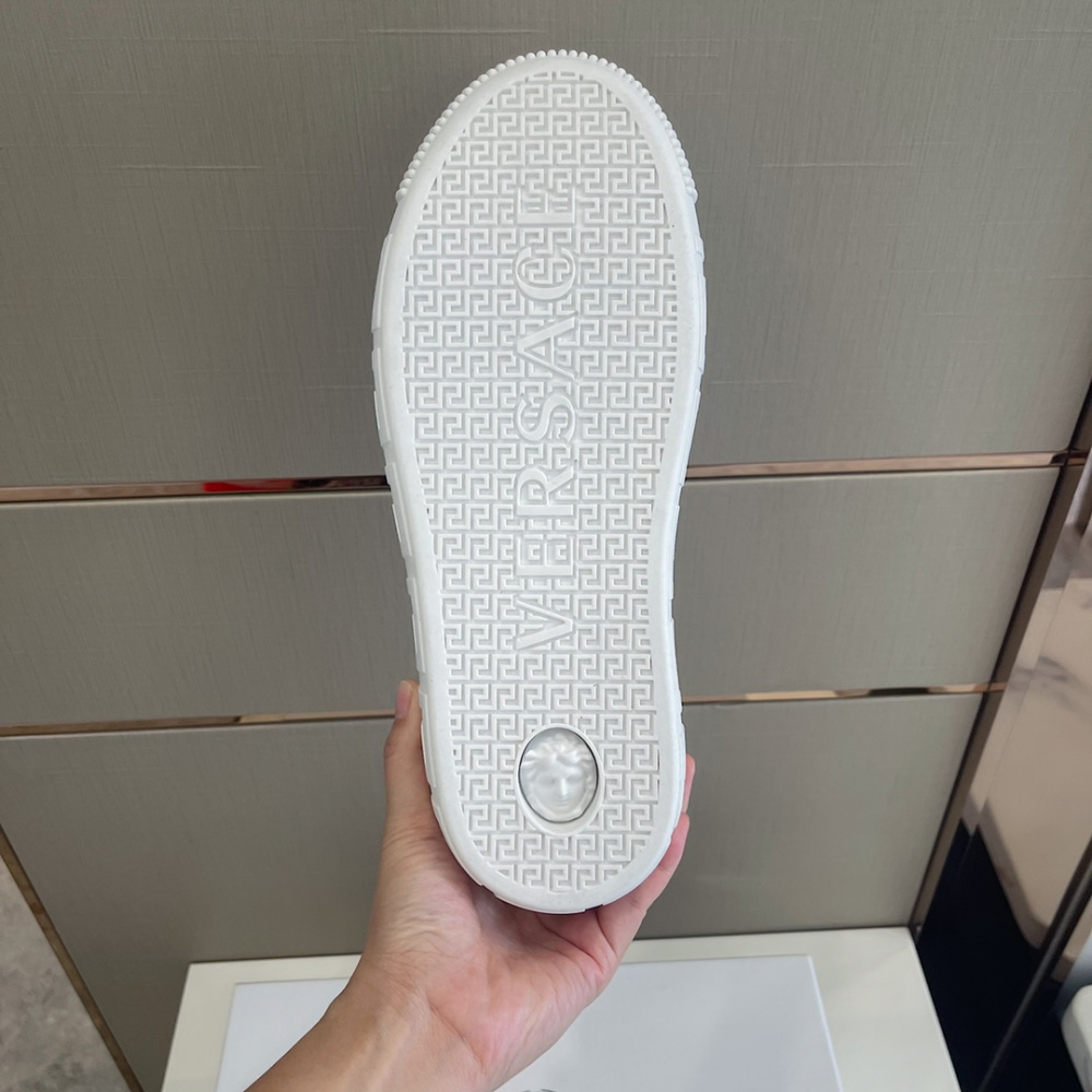Tênis Versace Embroidered Greca Branco