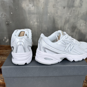 Tênis New Balance NB 740 Footpatrol Branco