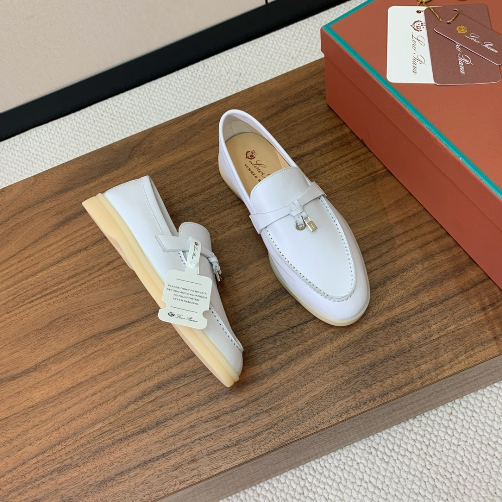Summer Charms Walk Loro Piana Loafer Couro Branco