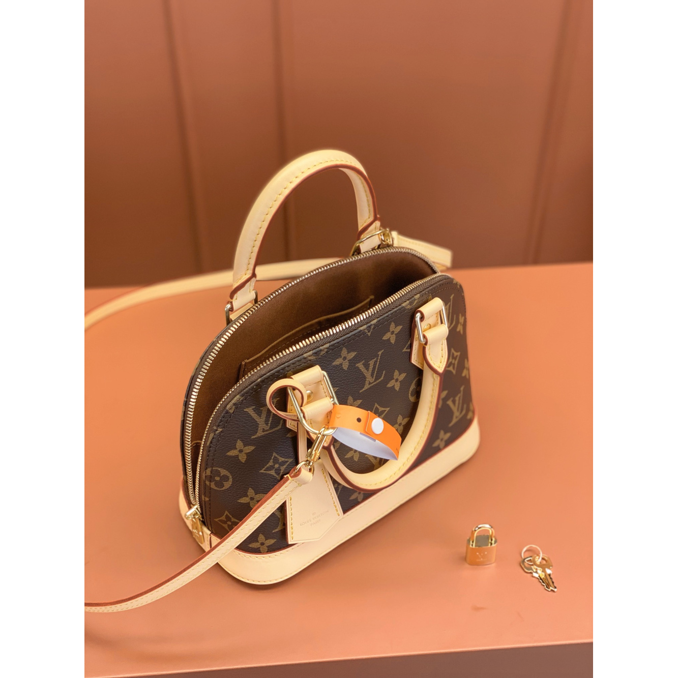 Bolsa Louis Vuitton LV Alma BB Monogram