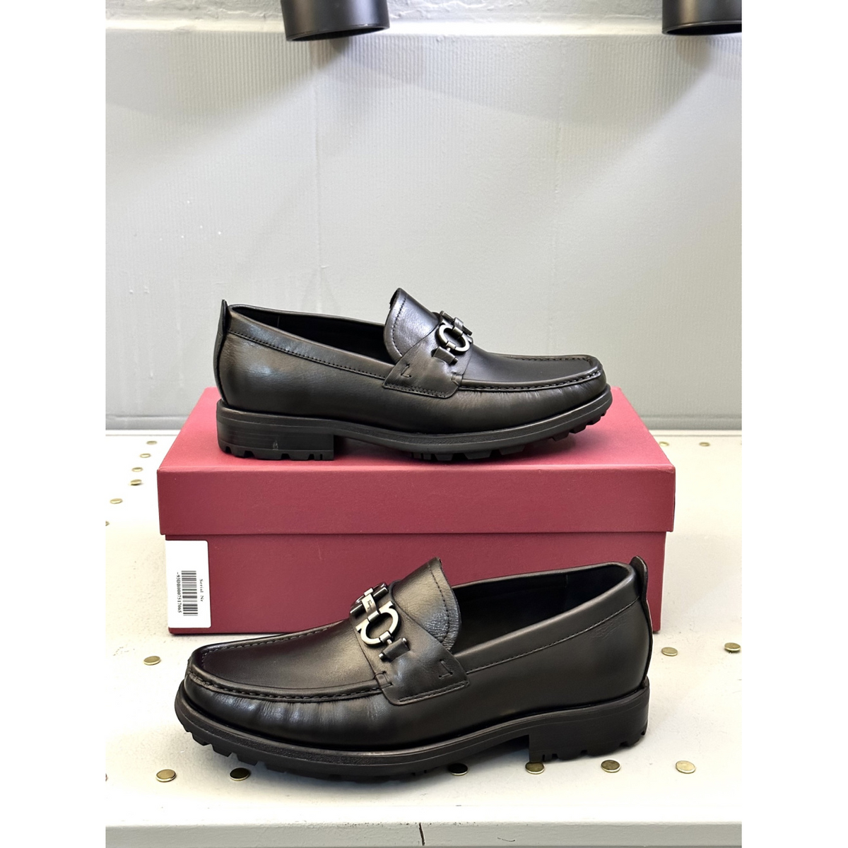 Sapatos Salvatore Ferragamo Social