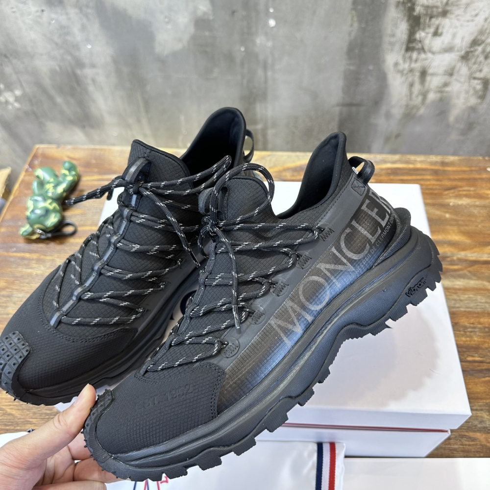 Tênis Moncler Trailgrip Lite 2 Low Top com Cadarço Preto