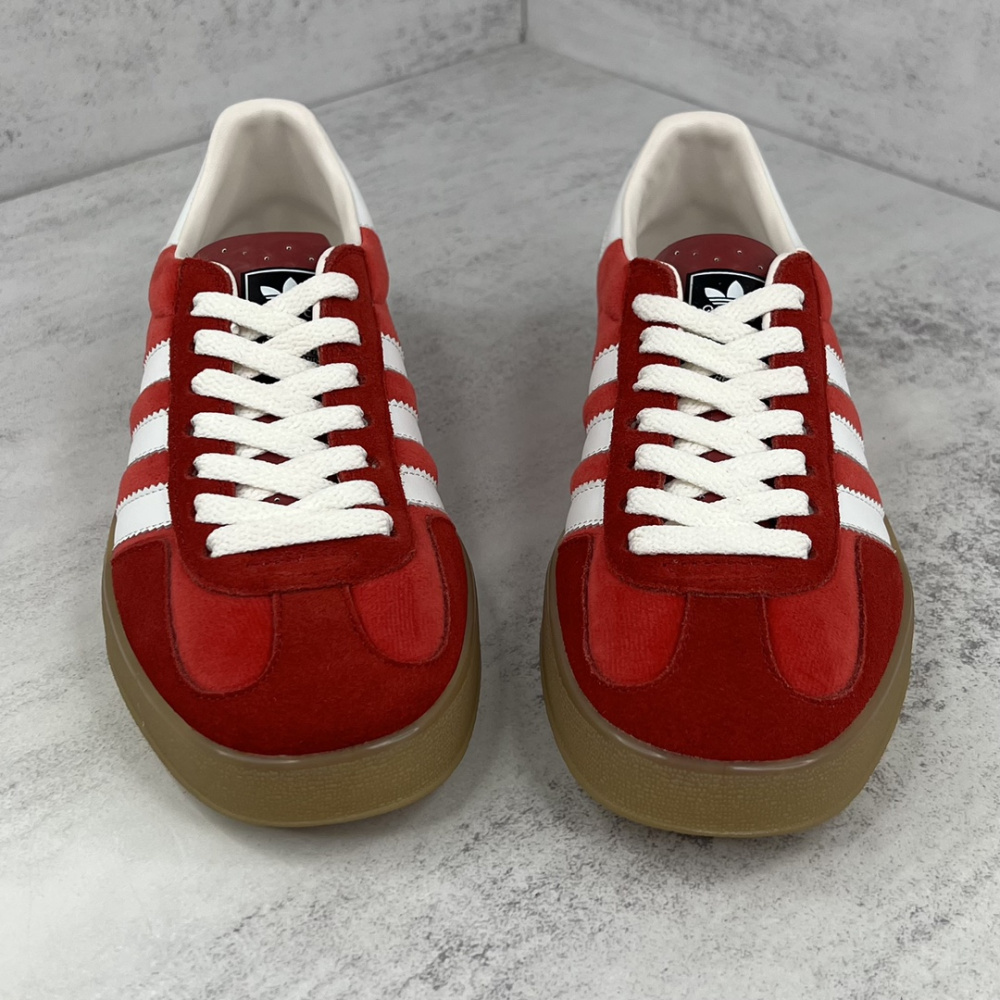 Tênis Gucci x Adidas Gazelle Vermelho/Branco