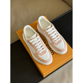 Louis Vuitton Time Out Tênis Sneakers
