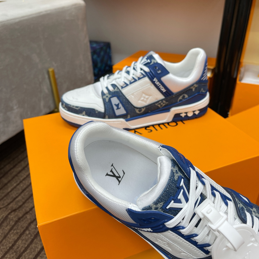 Louis Vuitton Sneaker Trainer Blue